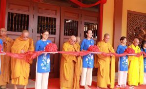 Bù Đăng: Lễ khánh thành Chánh điện – Động thổ xây dựng cổng tan qua và Quan Âm Phật đài