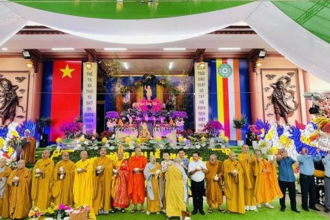 Phân ban Ni giới tỉnh Bình Phước tổ chức Đại lễ Phật đản tại chùa Quang Minh, TP. Đồng Xoài